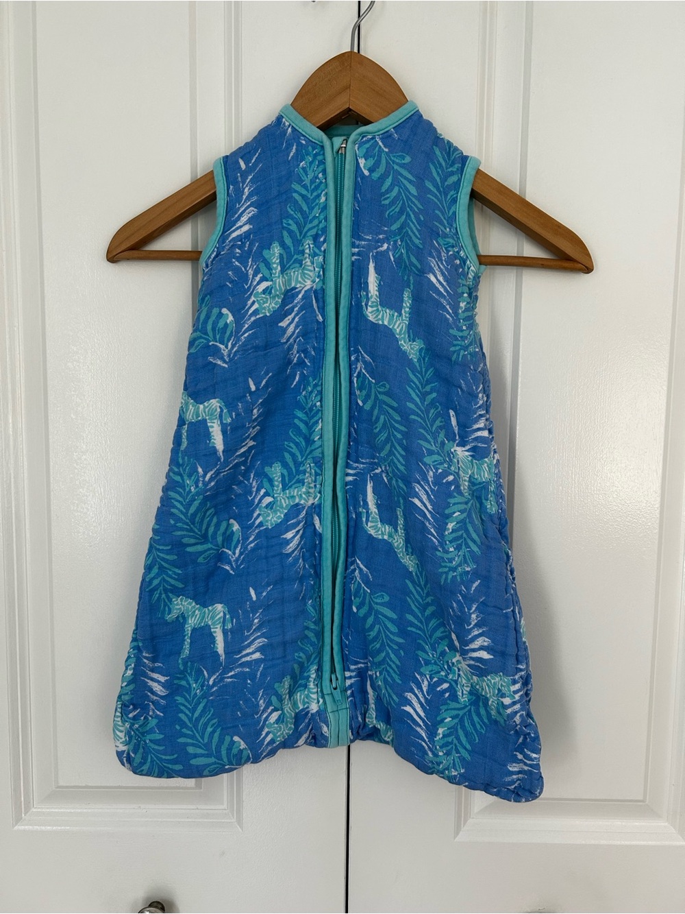 Lilly Pulitzer Pottery Barn Kids Small Wearable Blanket Organic Cotton Blue Zebr